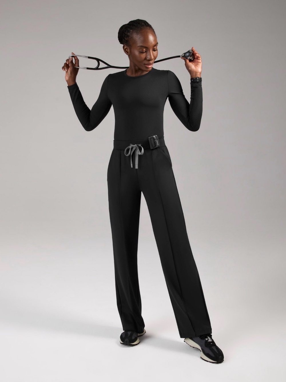 NWOT - FIGS High Waisted Piedra FORMx Straight Leg Scrub Pants - Black - S Reg - Picture 2 of 10